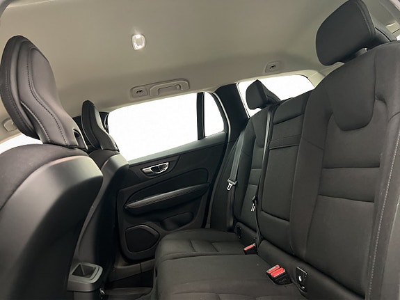Volvo V60 27 of 30