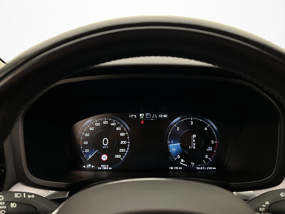 Volvo V60 16 of 30