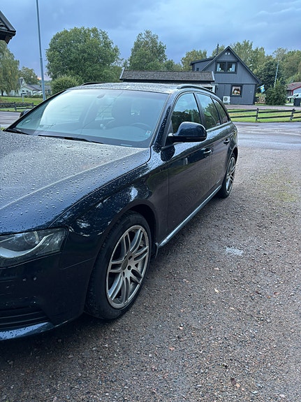 Audi A4 4 of 11