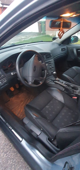 Volvo V70 4 of 6