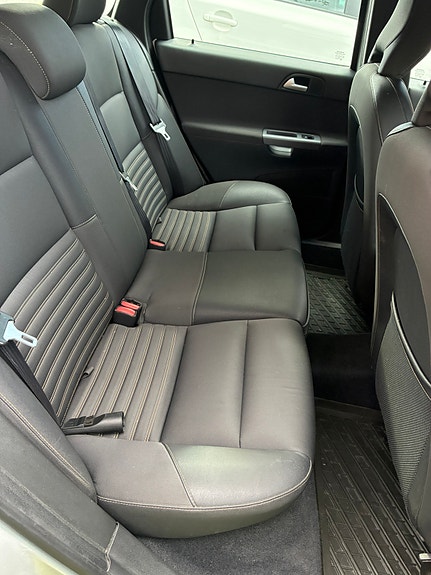 Volvo V50 6 of 10