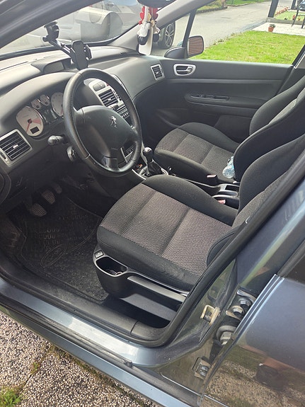 Peugeot 307 5 of 5