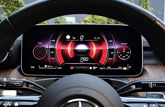 Mercedes-Benz C220 d 18 of 25