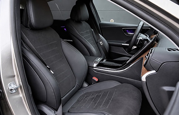 Mercedes-Benz C220 d 17 of 25