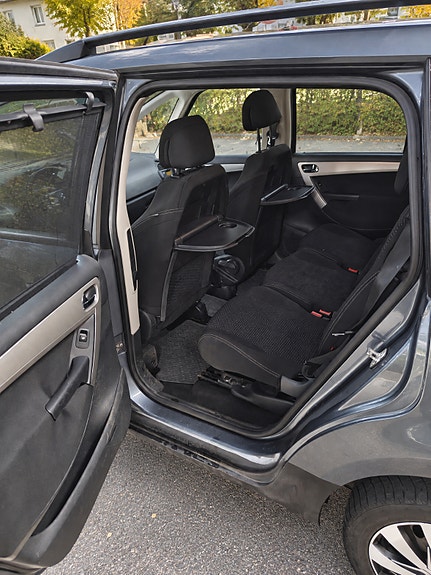 Citroen Grand C4 Picasso 4 of 11