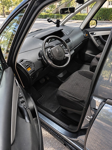 Citroen Grand C4 Picasso 8 of 11