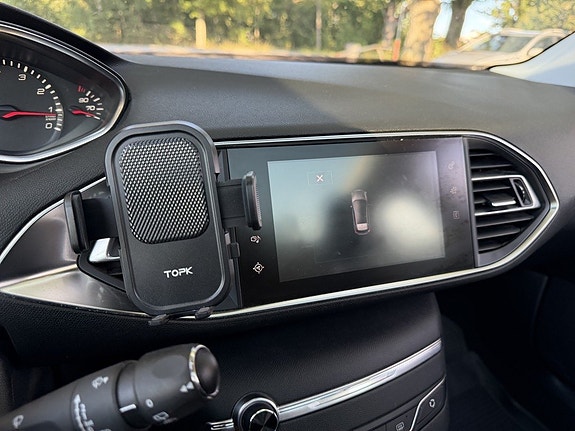 Peugeot 308 20 of 24