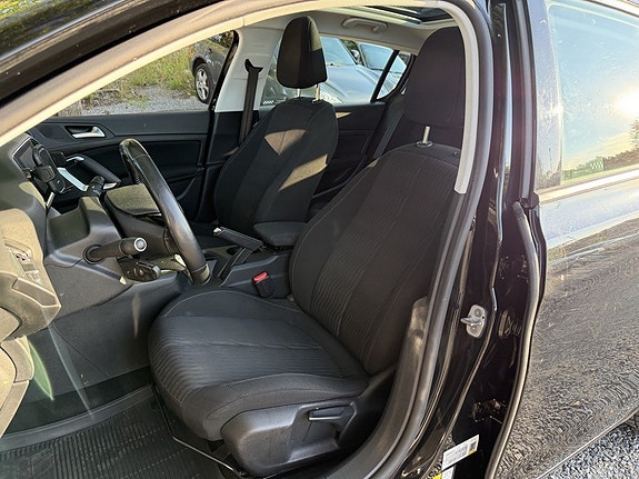 Peugeot 308 15 of 24