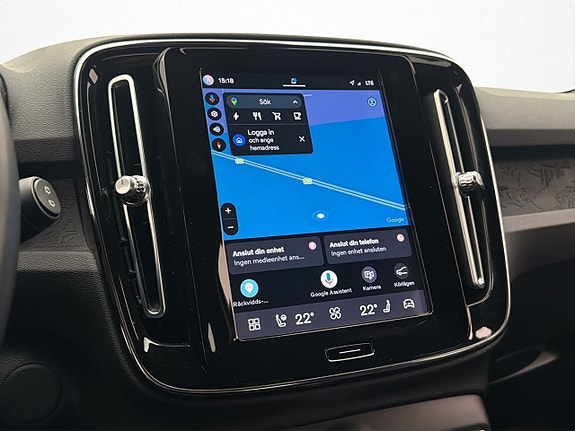 Volvo XC40 19 of 30