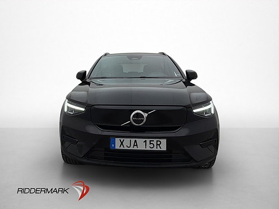 Volvo XC40 3 of 30