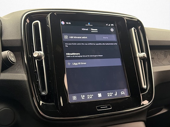 Volvo XC40 24 of 30