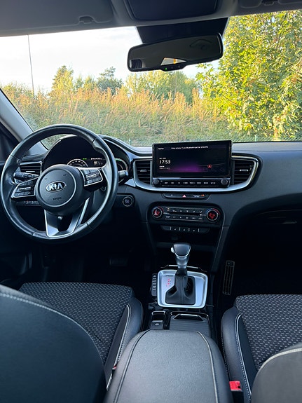Kia XCeed 3 of 10