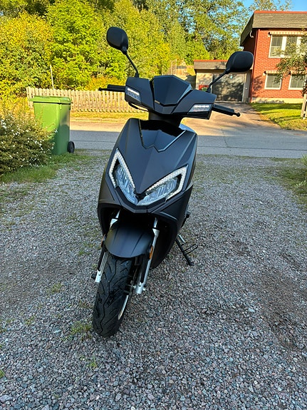 Vespa Vento Extreme 4 of 7
