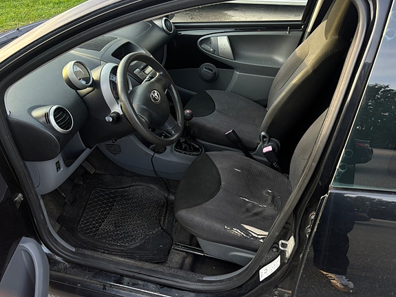 Toyota Aygo 7 of 8