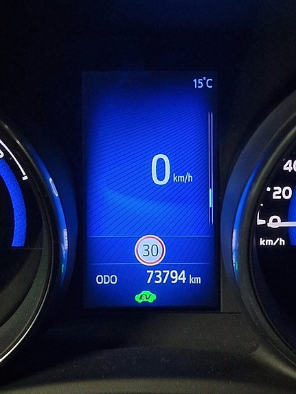 Toyota Auris 9 of 9