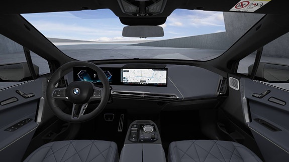 BMW iX 5 of 11