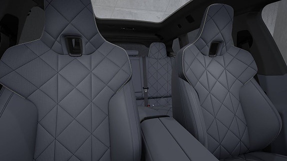 BMW iX 7 of 11