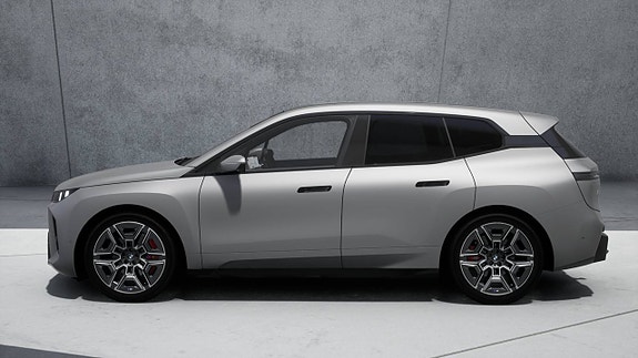 BMW iX 3 of 11