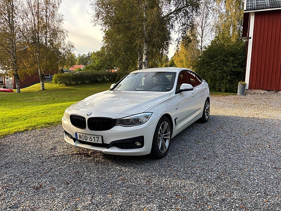 BMW 318d 2 of 7