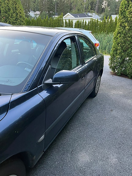 Volvo S60 4 of 7