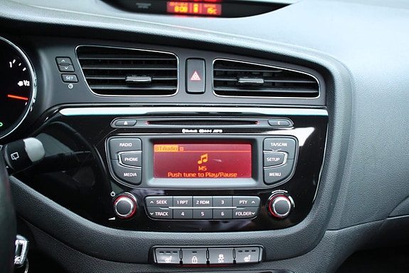Kia Ceed 15 of 22