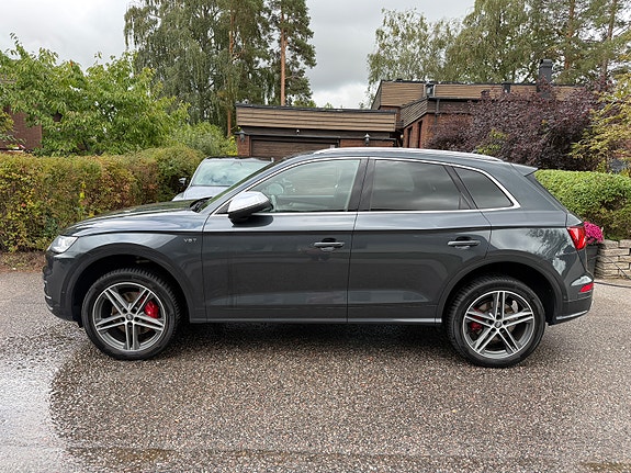 Audi SQ5 2 of 6