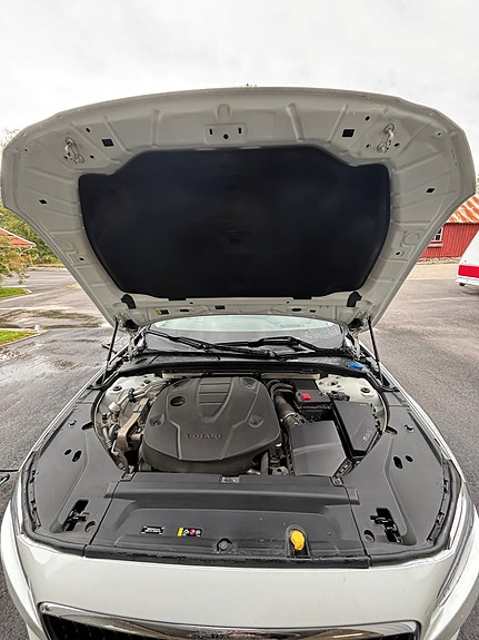 Volvo V90 Cross Country 7 of 7