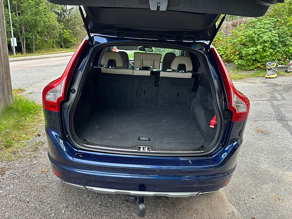 Volvo XC60 5 of 13