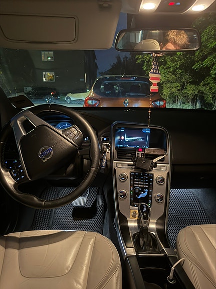 Volvo XC60 12 of 13