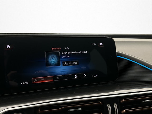 Mercedes-Benz EQC400 24 of 30