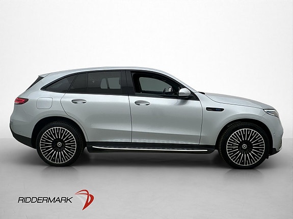 Mercedes-Benz EQC400 9 of 30