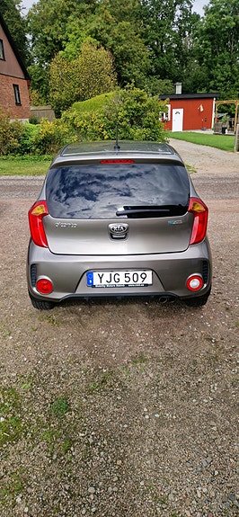 Kia Picanto 4 of 14