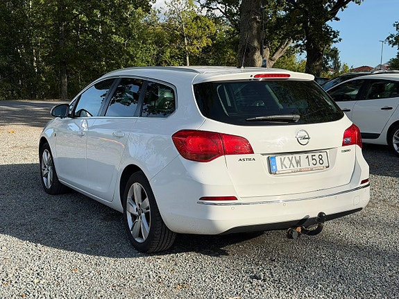 Opel Astra 4 of 19