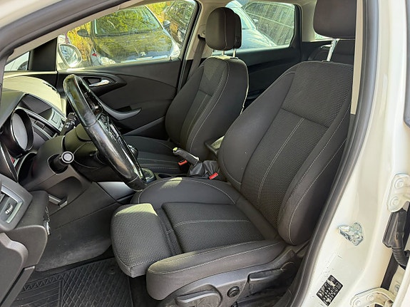 Opel Astra 11 of 19