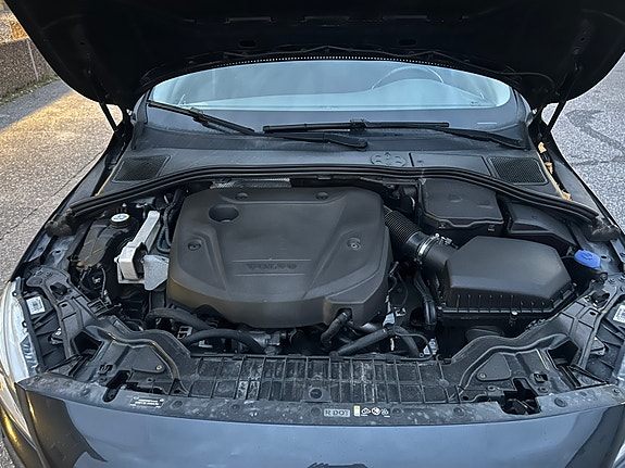 Volvo V60 8 of 8