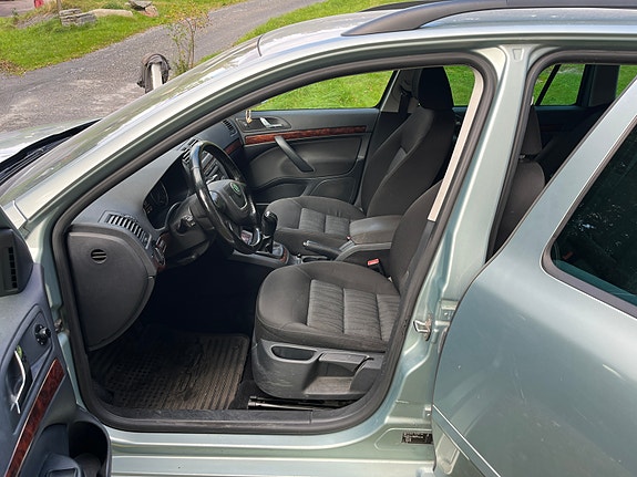 Skoda Octavia 9 of 13