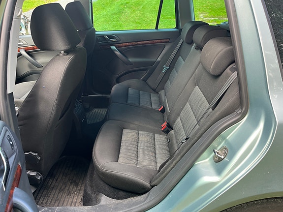 Skoda Octavia 12 of 13