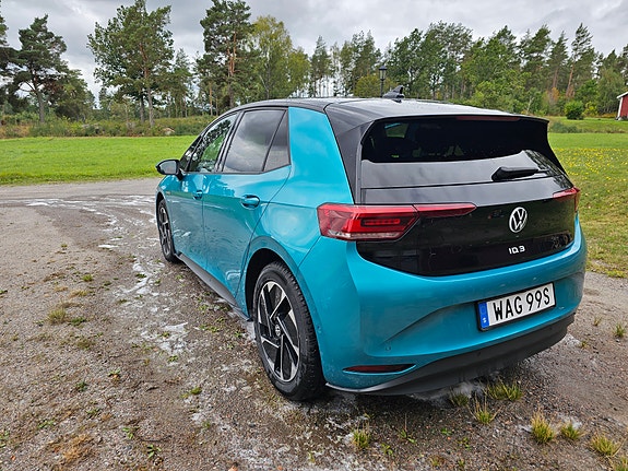 Volkswagen ID.3 8 of 12