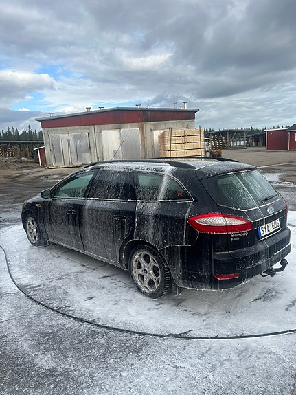 Ford Mondeo 4 of 9