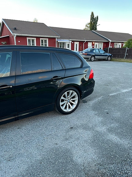 BMW 320d 6 of 7