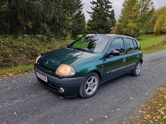Renault Clio 3 of 7