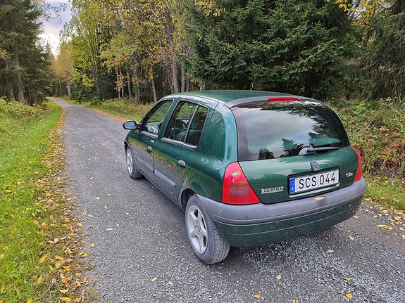 Renault Clio 4 of 7