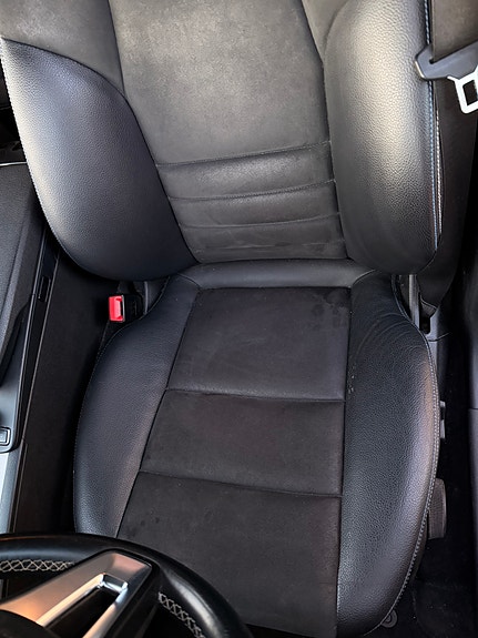 Mercedes-Benz C220 10 of 17