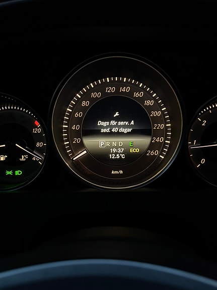 Mercedes-Benz C220 16 of 17