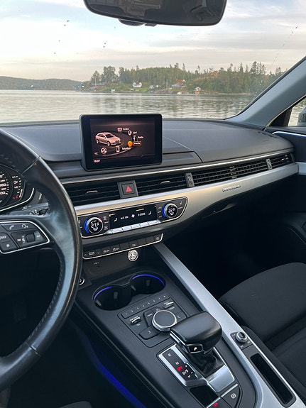 Audi A4 9 of 12