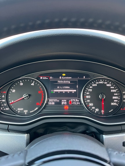 Audi A4 10 of 12