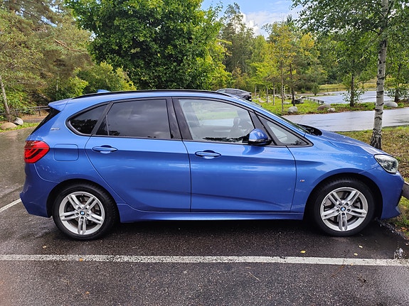 BMW 225xe 6 of 24