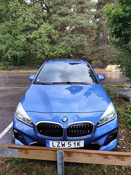 BMW 225xe 4 of 24