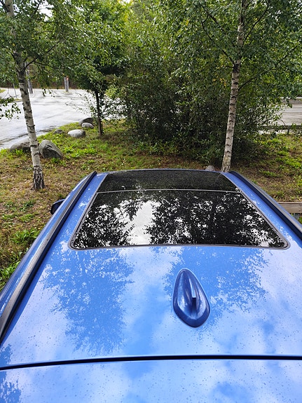 BMW 225xe 8 of 24