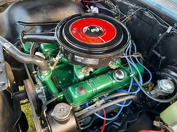 Buick Electra 225 27 of 30